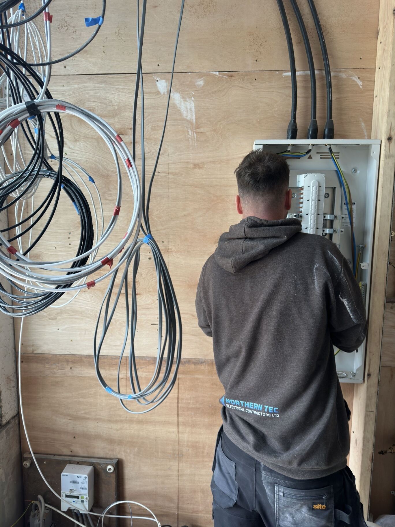 Commercial electrical wiring works by Northern Tec